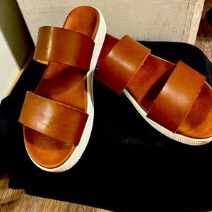 Mia size 10 Brown Sandals
